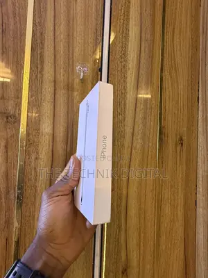 New Apple iPhone Air 256 GB Silver