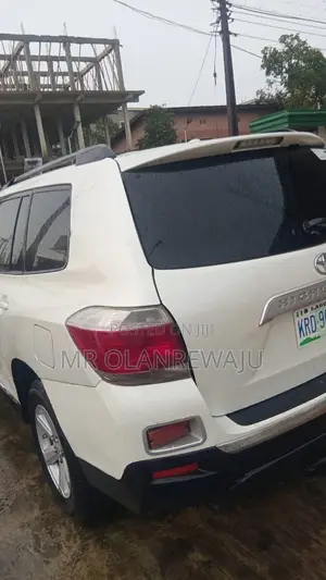 Toyota Highlander 2010 White