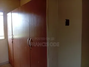 3bdrm House in Agodi for rent