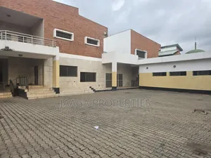 5bdrm Duplex in Aso Drive, Maitama for sale