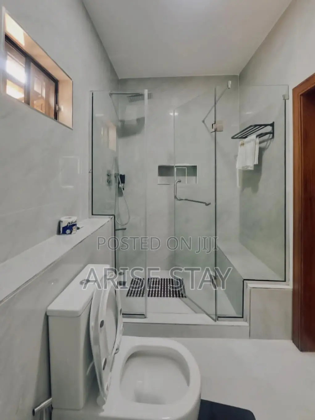 Luxury 3-Bedroom Shortlet With Ps5 Bq | Ikeja Gra