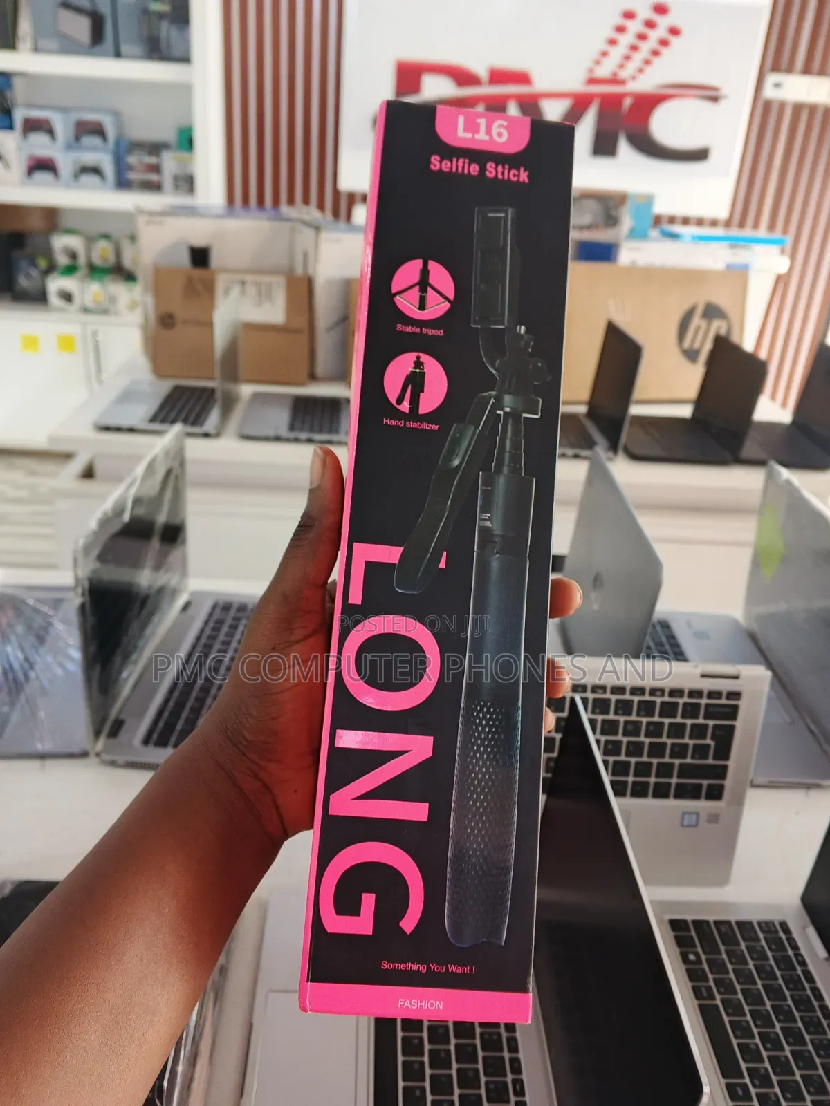 L16 Tripod Stand