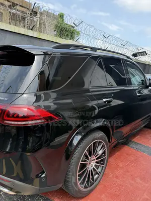 Mercedes-Benz GLE-Class 2022 Black
