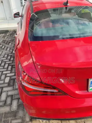 Mercedes-Benz C300 Base AWD 4Matic Sedan (2.0L 4cyl 7A) 2015 Red