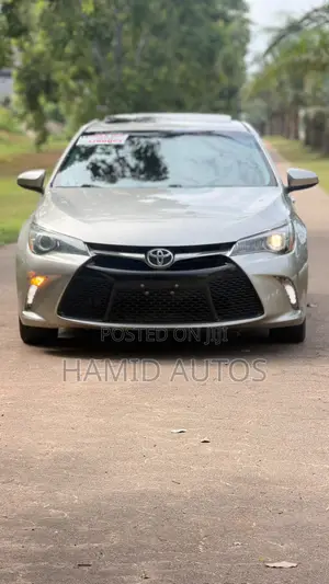Toyota Camry XSE 4dr Sedan (2.5l 4cyl 6A) 2016 Silver