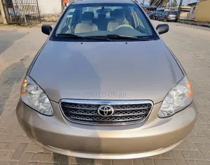 Toyota Corolla LE 2007 Gold