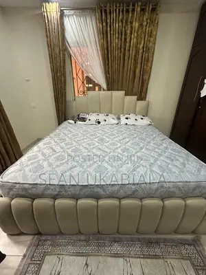 Bed Frame With Mattress 6 by 7 Feet