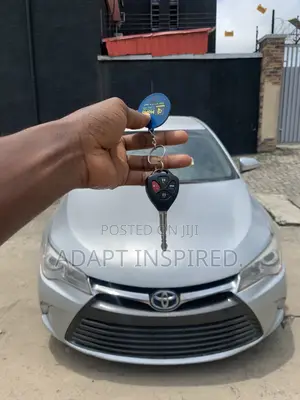 Toyota Camry 2016 Silver
