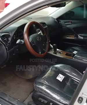 Lexus IS 250 2009 Off white
