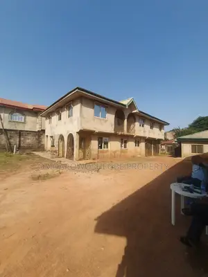 Furnished 4bdrm Duplex in Adegbuyi Estate, Akure for sale