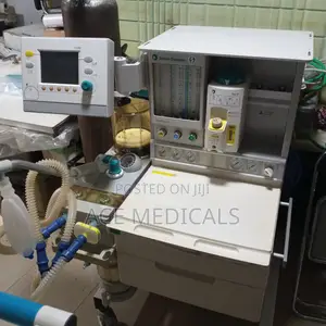 Datex Ohmeda Aestiva With Ventilator and Lsoflourine Vaporizer