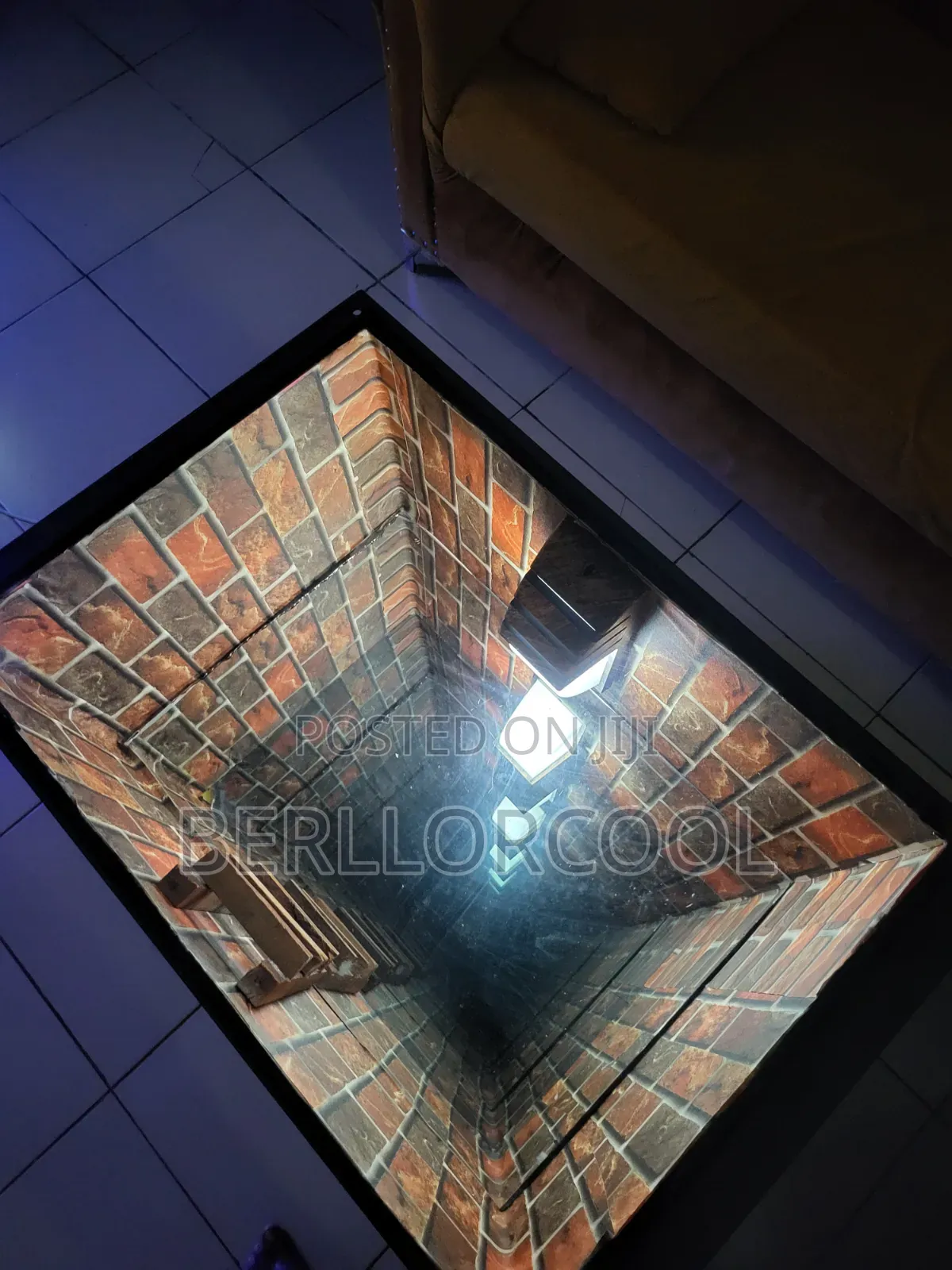Magic Infinity Mirro Table