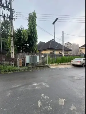 3bdrm Bungalow in Obio-Akpor for sale