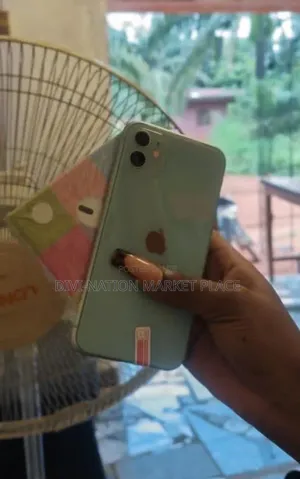 Apple iPhone 11 128 GB Green