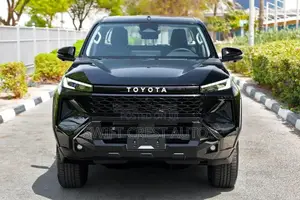 New Toyota Hilux 2026 Black
