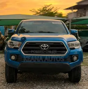 Toyota Tacoma 2018 Blue