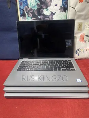 Laptop Dell Latitude 3310 2-in-1 8GB Intel Core i5 SSD 512GB