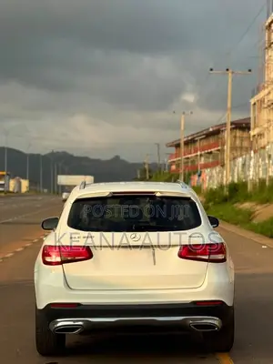 Mercedes-Benz GLC-Class 2016 White