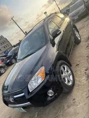 Toyota RAV4 2010 Black