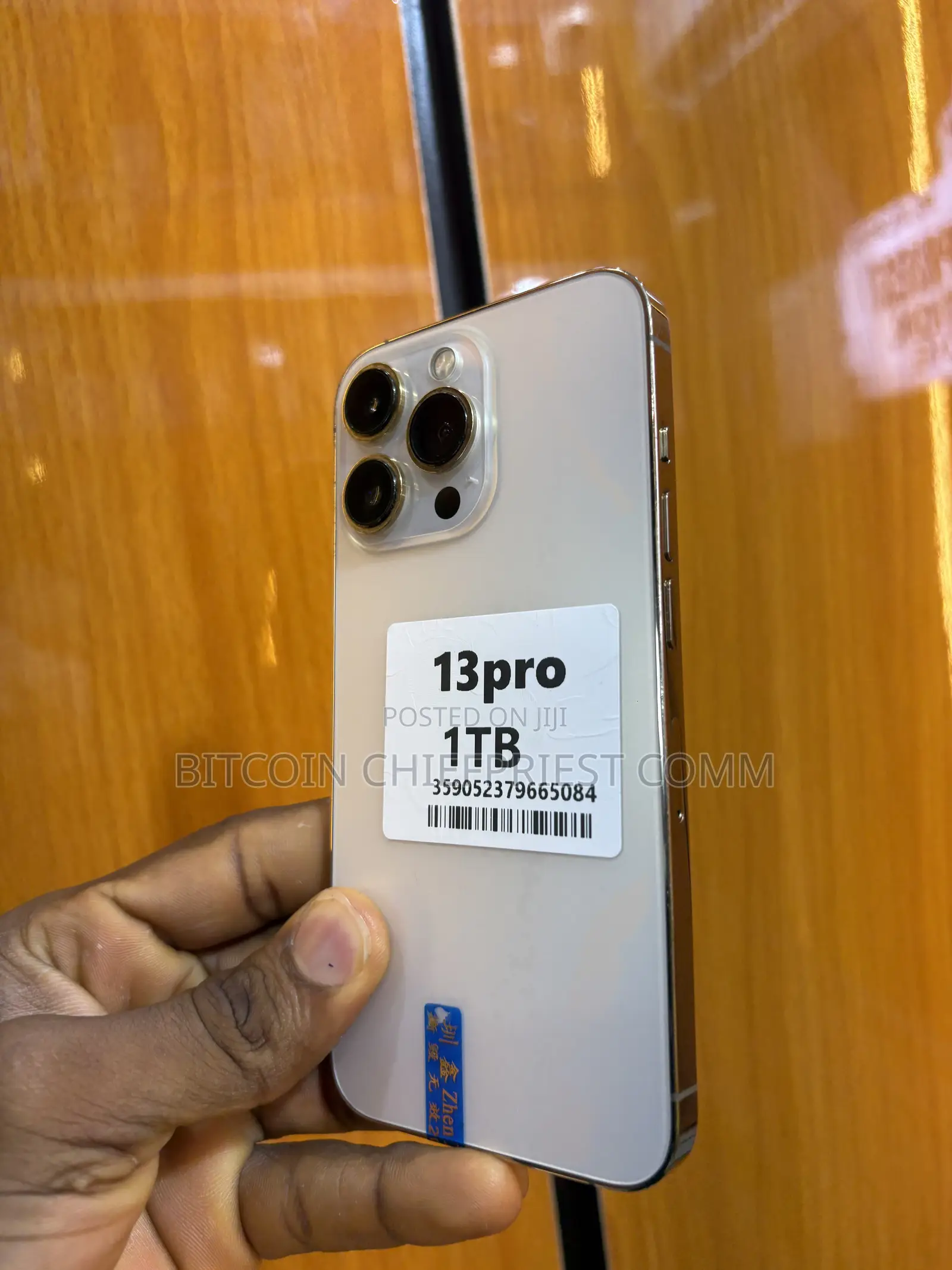 Apple iPhone 13 Pro 1 TB Gold