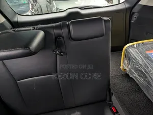 Toyota Highlander Limited 2021 Blue