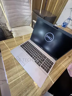 Laptop Dell Latitude 5510 8GB Intel Core i5 SSD 256GB