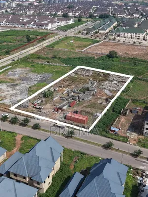 5000Sqm Land in River Park for Sale
