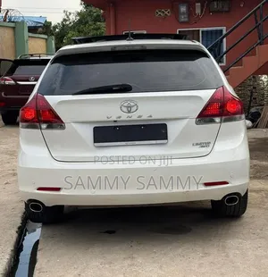 Toyota Venza Limited 2013 White