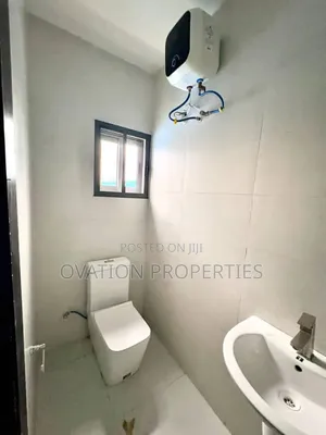 3bdrm Block of Flats in Alausa Light for rent