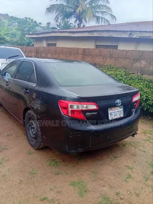 Toyota Camry 2012 Black