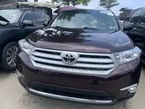 Toyota Highlander Limited 3.5l 4WD 2013 Burgundy