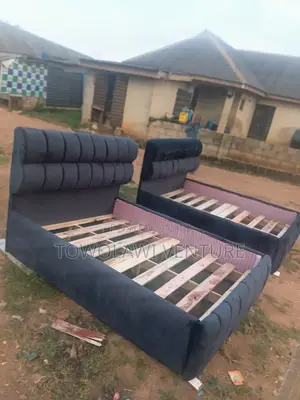 4.5/6 Bed Frame