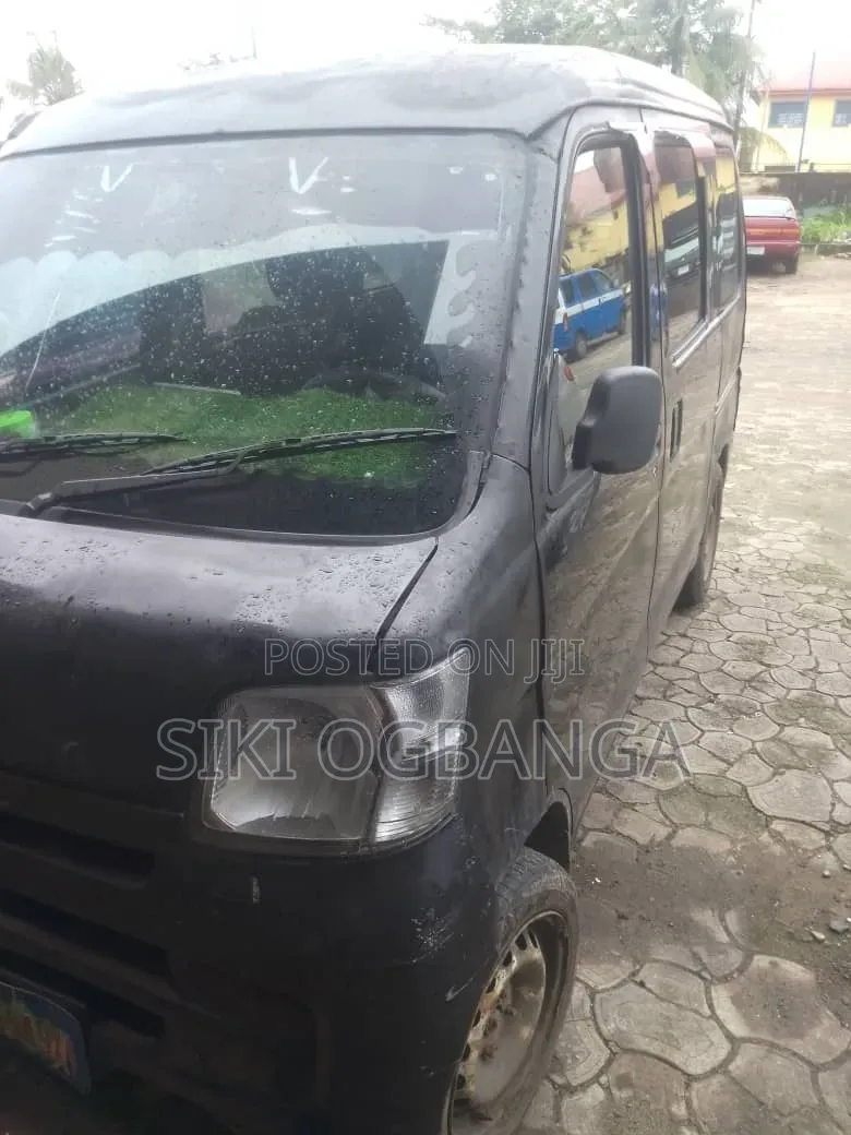 Daihatsu Hijet 2013 Blue