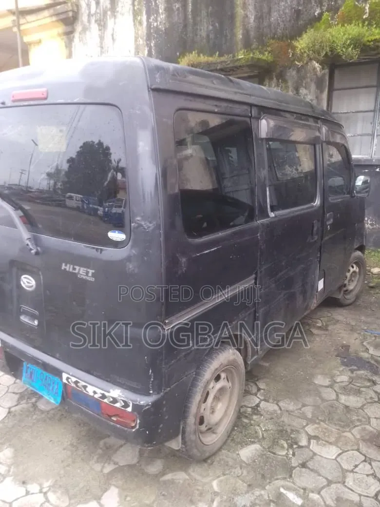 Daihatsu Hijet 2013 Blue