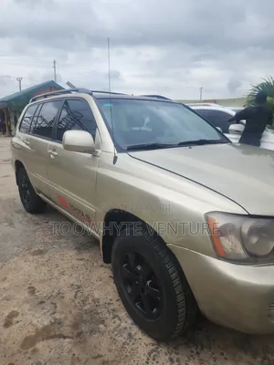 Toyota Highlander Limited V6 AWD 2003 Gold