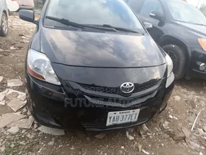 Toyota Yaris 2008 Black