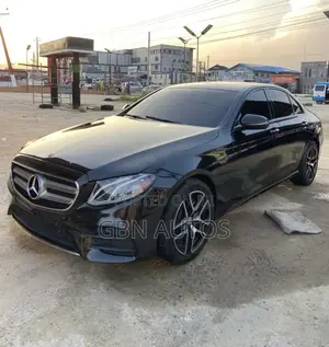 Mercedes-Benz E300 Base RWD Sedan (2.0L 4cyl 9A) 2017 Black