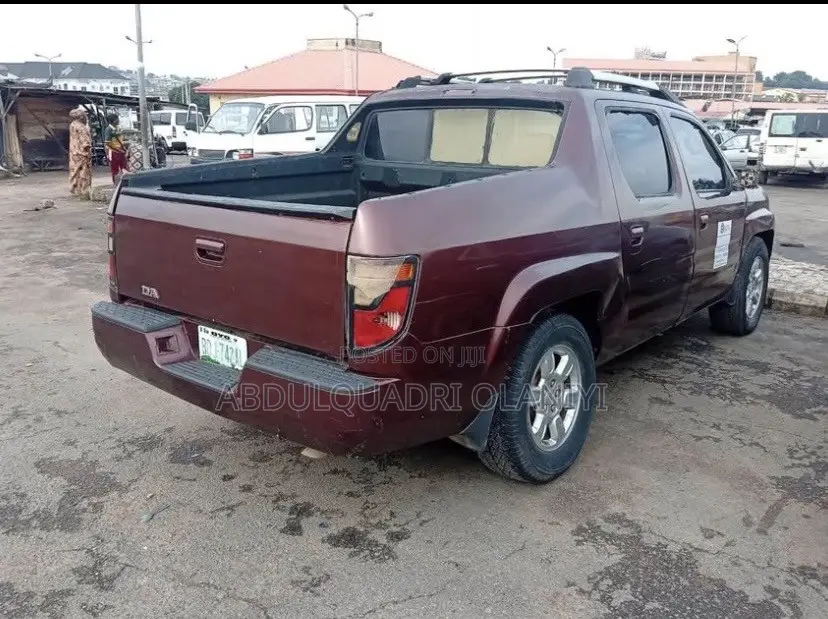 Honda Ridgeline 2007 Brown