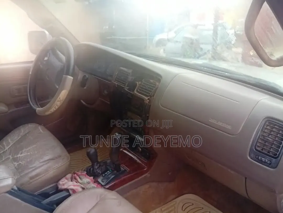 Toyota 4-Runner 1999 Silver
