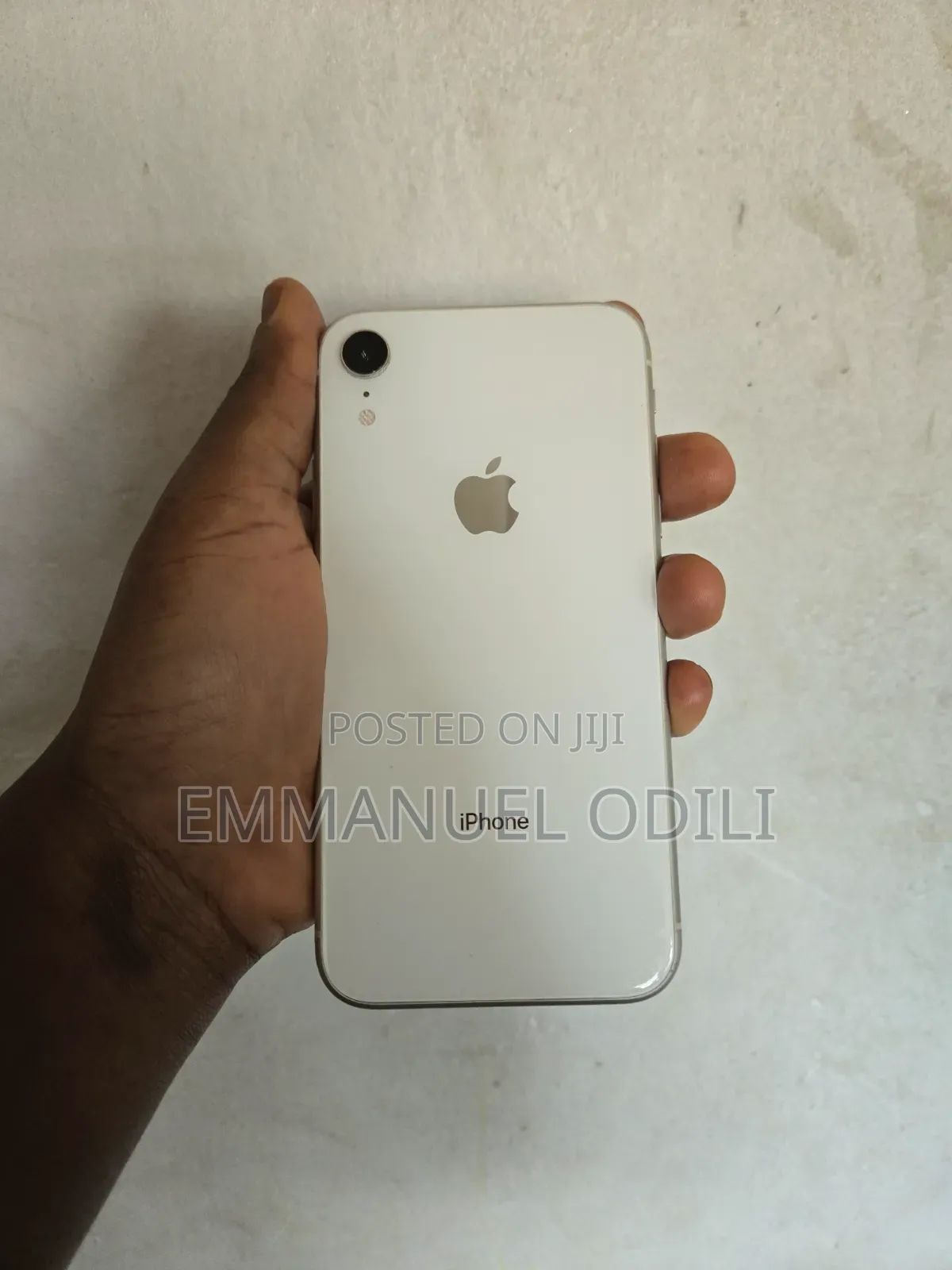 Apple iPhone XR 64 GB White