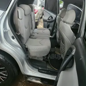 Toyota RAV4 2008 Silver