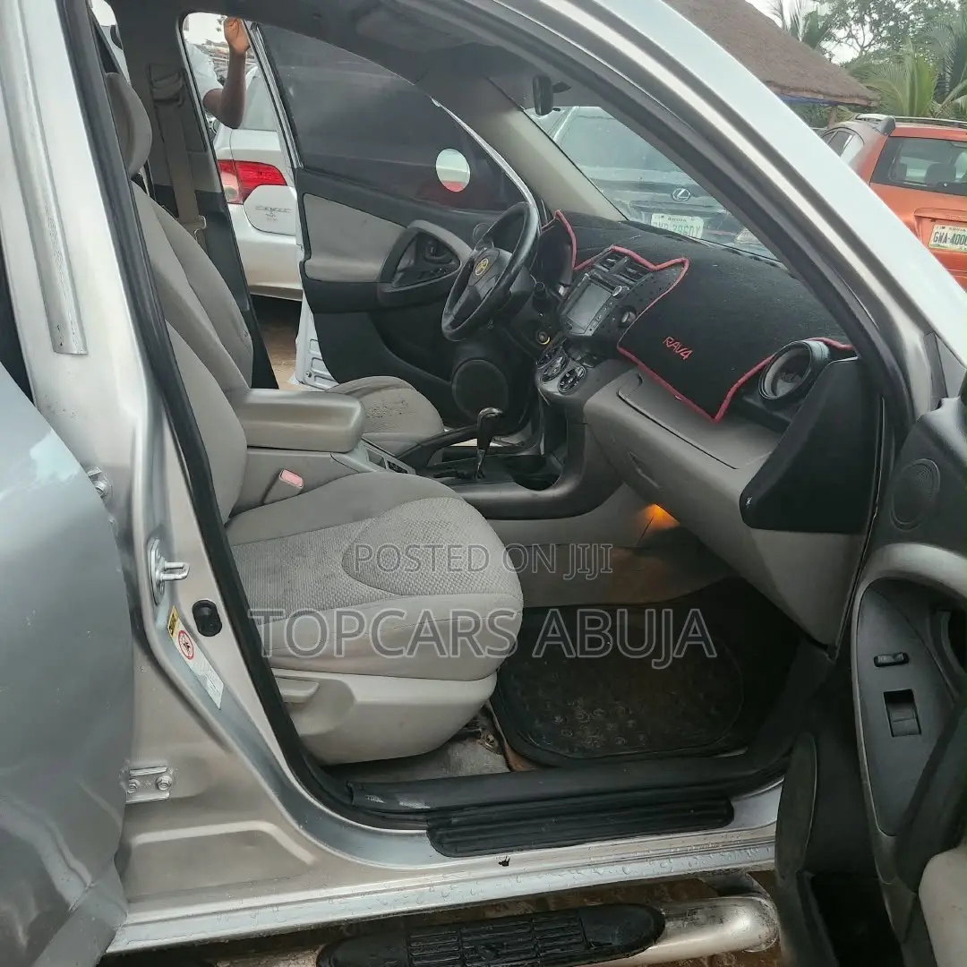 Toyota RAV4 2008 Silver