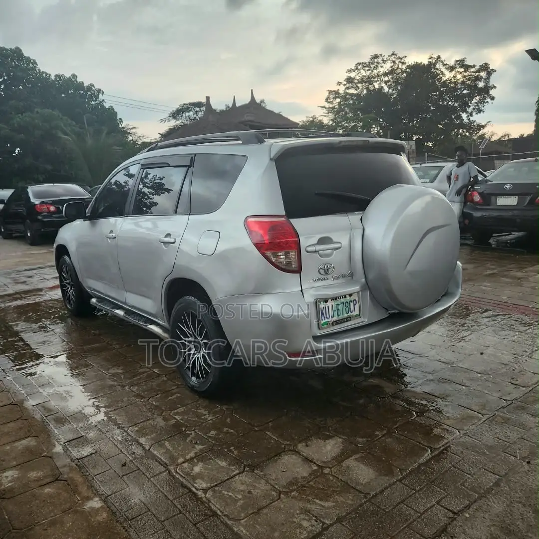 Toyota RAV4 2008 Silver