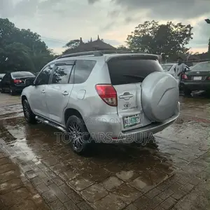 Toyota RAV4 2008 Silver