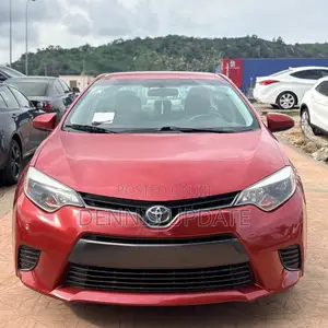 Toyota Corolla LE Premium 4dr Sedan (1.8L 4cyl CVT) 2016 Red