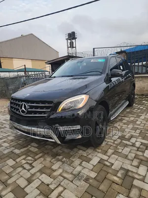 Mercedes-Benz M Class ML350 4MATIC 4dr SUV AWD (3.5L 6cyl 7A) 2014