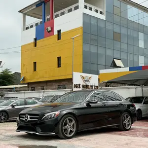 Mercedes-Benz C400 4Matic AWD Sedan (3.0L V6 7A) 2015 Black