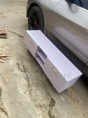 Tvshelf/TV Mount