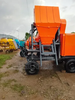 Crane Mixer