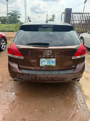 Toyota Venza AWD 2012 Burgundy